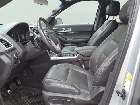 Used 2014 Ford Explorer Sport w/ Equipment Group 401A AWD/4WD image 13