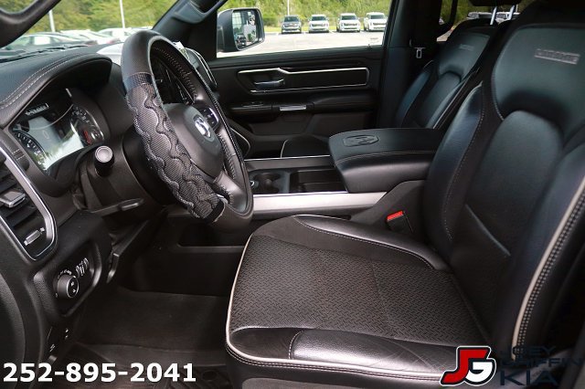 Used 2021 RAM 1500 Laramie w/ Sport Appearance Package AWD/4WD image 17