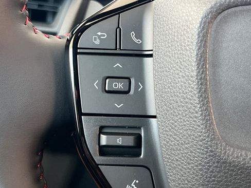 New 2026 Toyota Prius Plug-In Hybrid FWD image 26