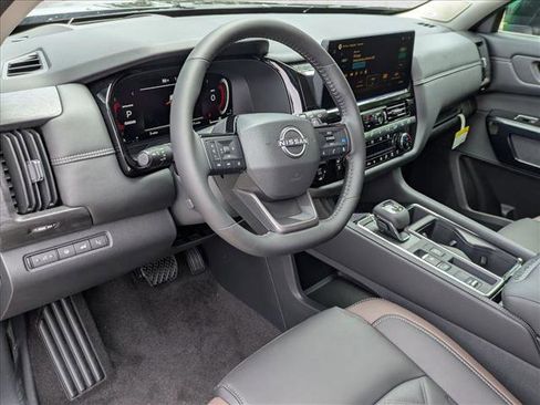 New 2026 Nissan Pathfinder Platinum FWD image 3