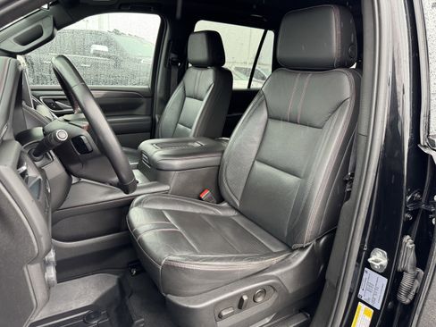 Used 2021 Chevrolet Tahoe RST image 25