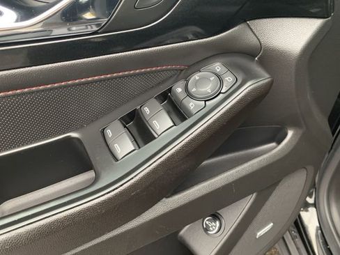 Certified 2023 Chevrolet Traverse RS image 25