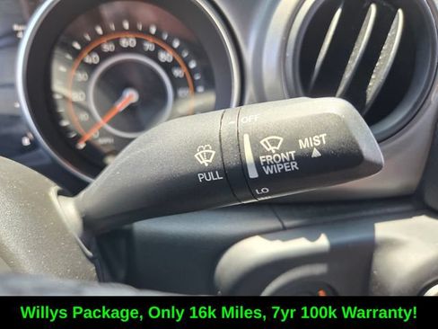 Used 2023 Jeep Gladiator Sport AWD/4WD image 31
