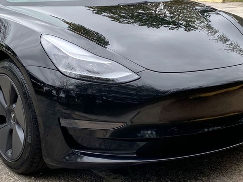 Used 2021 Tesla Model 3 Standard Range Plus image 19