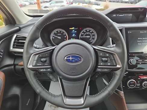 Used 2023 Subaru Forester Touring image 17