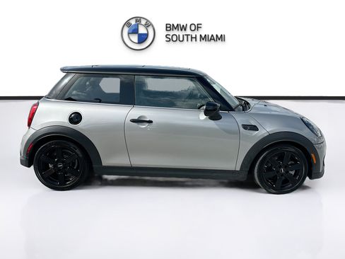 Used 2024 MINI Cooper S FWD image 8