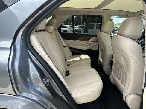 Used 2022 Mercedes-Benz GLE 350 4MATIC image 18