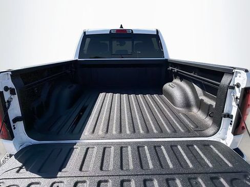 New 2026 RAM 1500 Big Horn AWD/4WD image 25