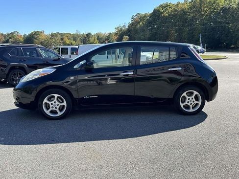 Used 2012 Nissan Leaf SL image 19