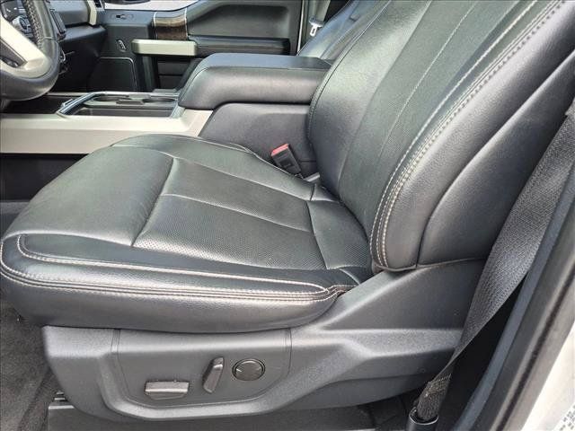 Used 2022 Ford F250 Lariat w/ Black Appearance Package AWD/4WD image 16