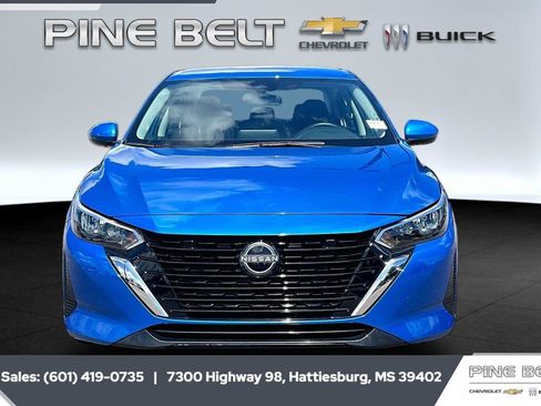 Used 2024 Nissan Sentra SV FWD image 3