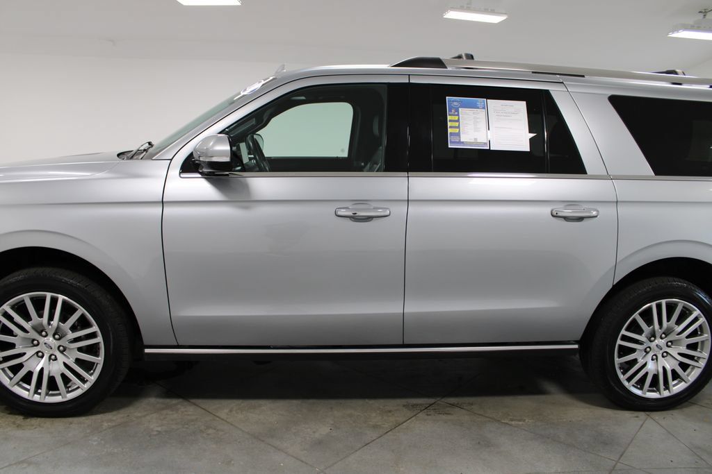 Used 2024 Ford Expedition Max Limited AWD/4WD image 6