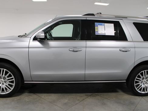 Used 2024 Ford Expedition Max Limited AWD/4WD image 6