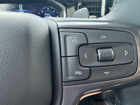 Certified 2025 Chevrolet Silverado 1500 High Country w/ Technology Package AWD/4WD image 32