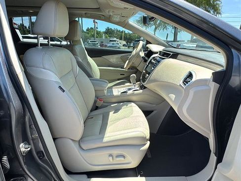 Used 2016 Nissan Murano SL w/ SL Technology Package FWD image 15