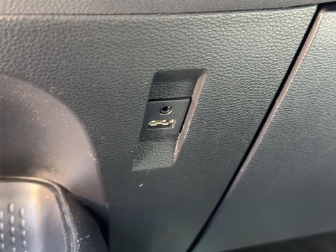 Used 2019 Toyota Corolla SE FWD image 35