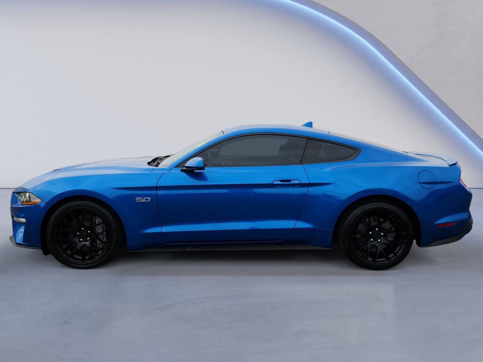 Used 2021 Ford Mustang GT RWD image 6