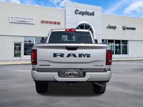 New 2026 RAM 2500 Big Horn AWD/4WD image 6