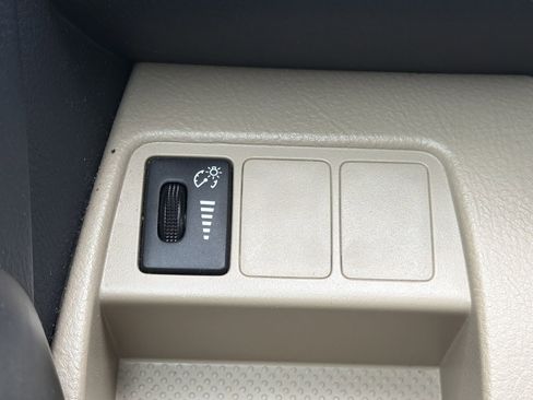 Used 2012 Toyota RAV4 Limited w/ Premium Plus Value Pkg FWD image 13