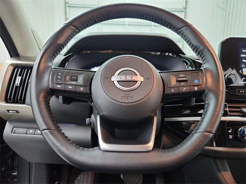 Used 2023 Nissan Pathfinder Platinum w/ Lighting Package (N93) image 24