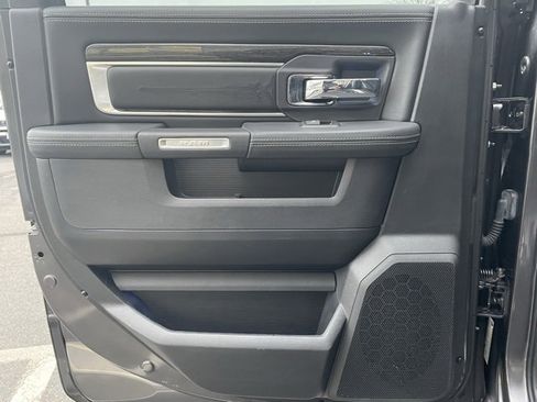 Used 2017 RAM 1500 Limited image 25
