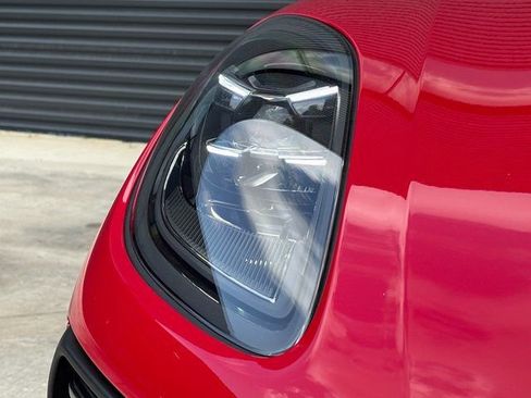 New 2026 Porsche Macan S image 12