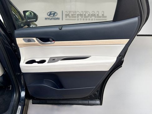Used 2023 Hyundai Palisade Limited image 31