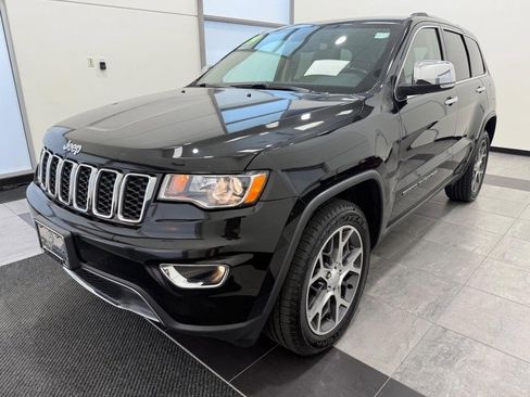 Used 2019 Jeep Grand Cherokee Limited w/ Trailer Tow Group IV image 6