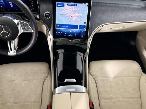 Certified 2026 Mercedes-Benz GLC 300 image 17