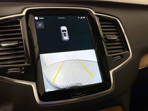 Certified 2023 Volvo XC90 B5 Plus w/ Protection Package Premier image 14