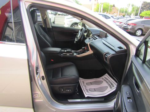 Used 2018 Lexus NX 300 FWD w/ Premium Package image 11