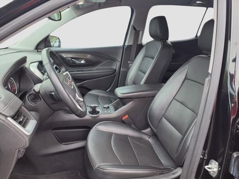 Used 2023 GMC Terrain SLT image 29