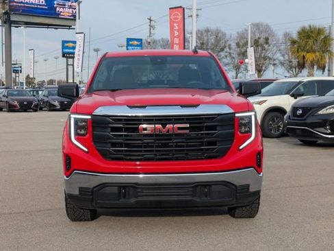 Used 2024 GMC Sierra 1500 Pro w/ Pro Value Package image 8