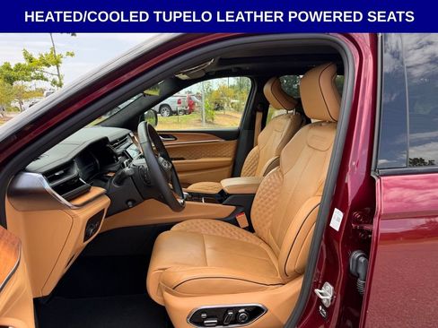 Used 2025 Jeep Grand Cherokee L Summit AWD/4WD image 7