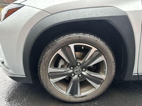 Used 2019 Lexus UX 250h 250h Base image 21