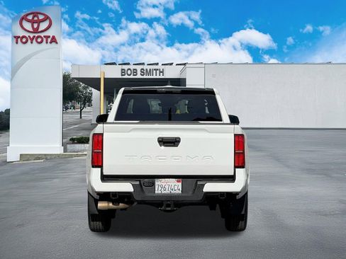 Certified 2024 Toyota Tacoma SR5 image 7