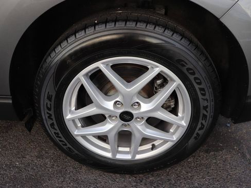 Used 2024 Ford Edge SEL AWD/4WD image 52