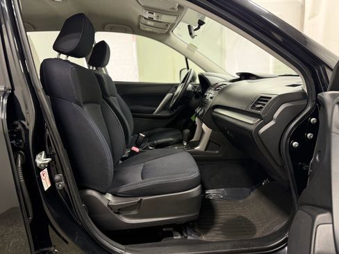 Used 2015 Subaru Forester 2.5i w/ Alloy Wheel Package image 24