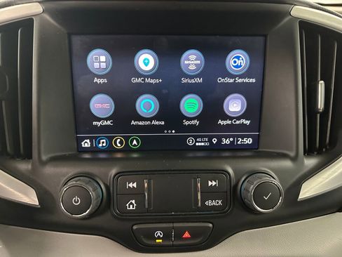 Certified 2022 GMC Terrain SLT w/ Infotainment Package II image 16