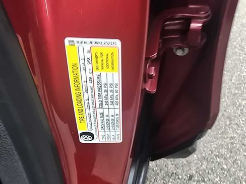 Used 2019 GMC Terrain SLT AWD/4WD image 35