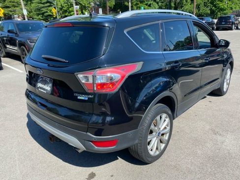 Used 2017 Ford Escape Titanium w/ Canadian Touring Package AWD/4WD image 3