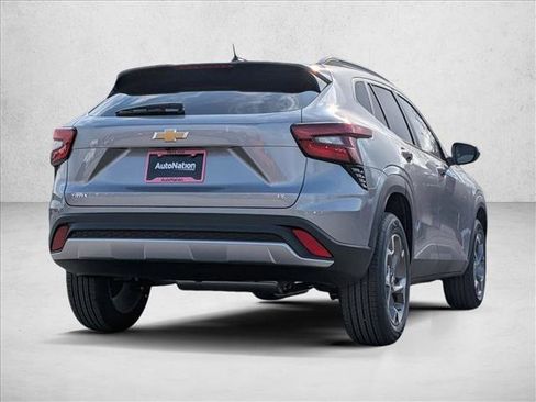 New 2026 Chevrolet Trax LT w/ Driver Confidence Package image 5