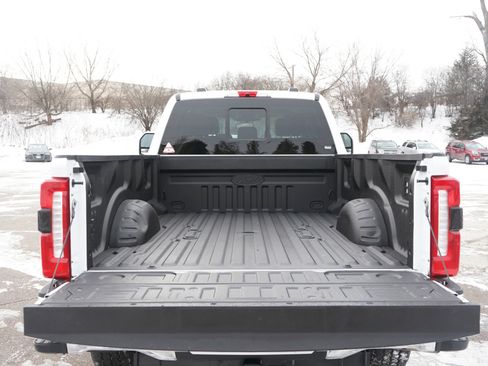 Used 2024 Ford F350 Lariat image 16
