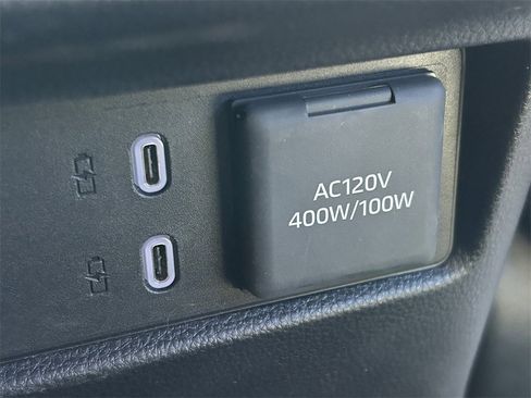 Used 2025 Toyota 4Runner Limited image 22