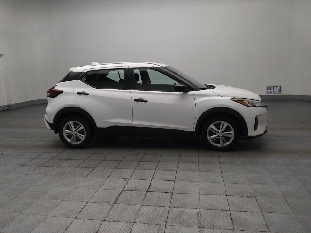 Used 2023 Nissan Kicks S FWD image 11