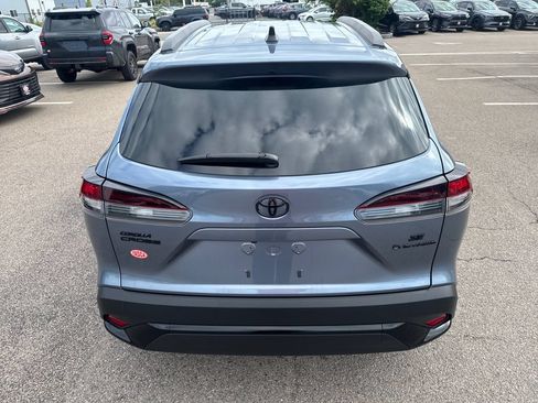 Used 2026 Toyota Corolla Cross AWD Hybrid w/ Cold Weather Package image 6