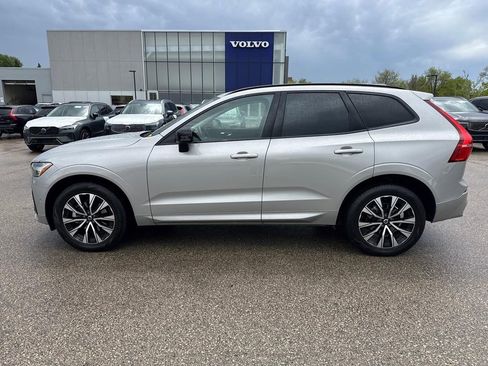 Certified 2025 Volvo XC60 B5 Plus AWD/4WD image 2