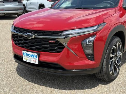 New 2026 Chevrolet Trax RS image 13