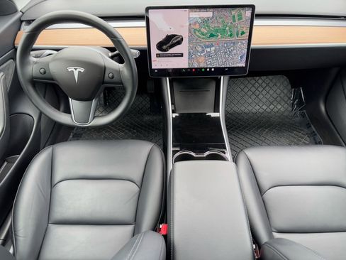 Used 2018 Tesla Model 3 Long Range image 12