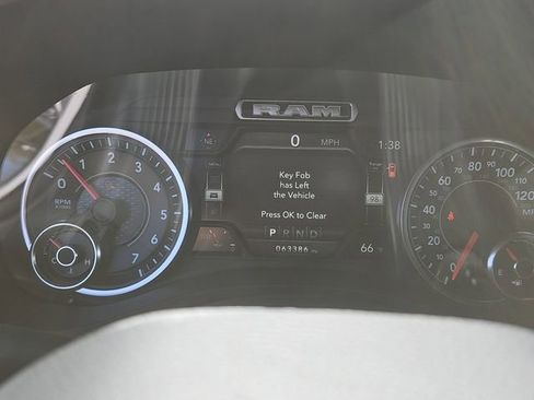 Used 2019 RAM 1500 Laramie w/ Sport Appearance Package AWD/4WD image 19